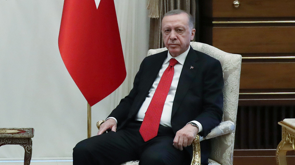 Η Τουρκία «δεν κλείνει την πόρτα» για την ένταξη Σουηδίας και Φινλανδίας στο ΝΑΤΟ, λέει σύμβουλος του Ερντογάν
