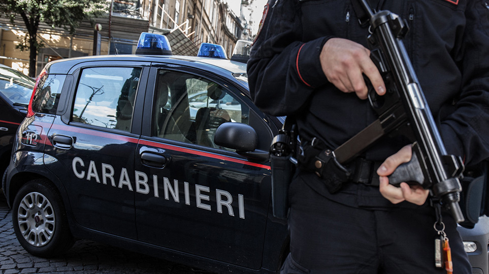 arouraios-image-carabinieri01-mesa