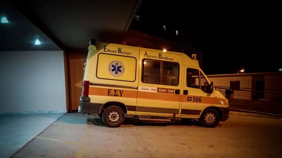 Θεσσαλονίκη: 24χρονη προσπάθησε να αυτοκτονήσει κόβοντας τον λαιμό της με μαχαίρι