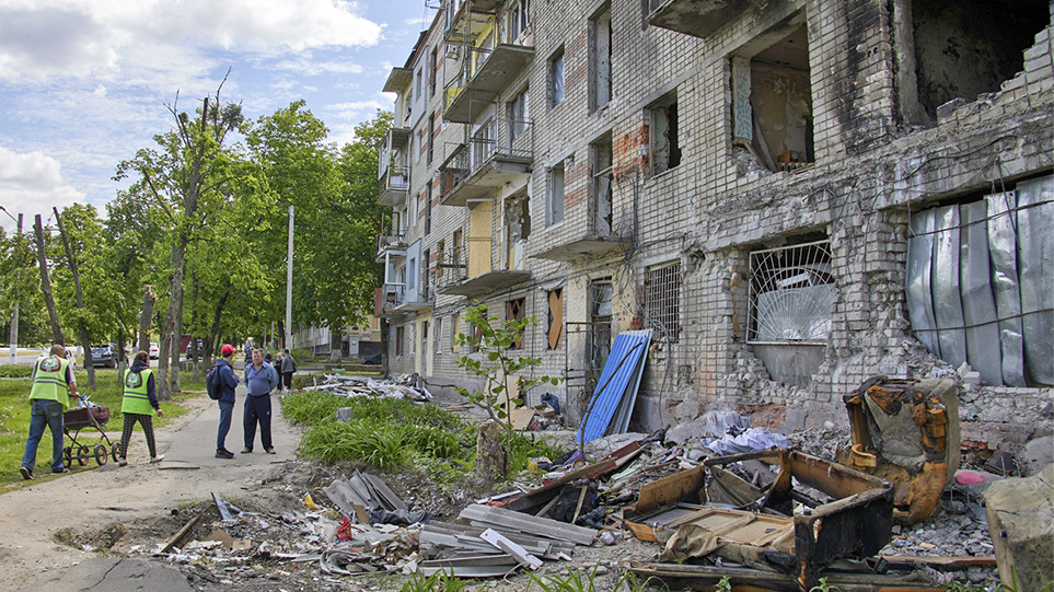 Ουκρανία: Ρωσική προέλαση στο Ντονμπάς, μάχες στον νότο και αμερικανική οπλική βοήθεια με αστερίσκους