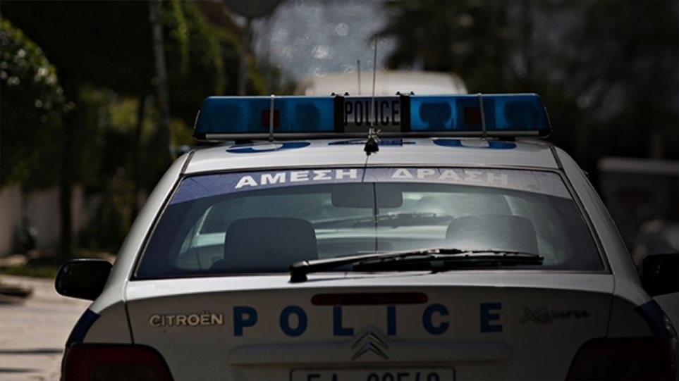 Νίκαια: 59χρονος οδηγός με Audi αναστάτωσε την περιοχή – Μεθυσμένος, με ψεύτικες πινακίδες και «οπλισμένος»