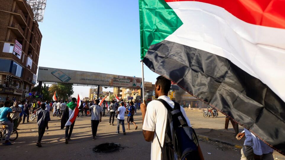 arouraios-image-sudan_protest