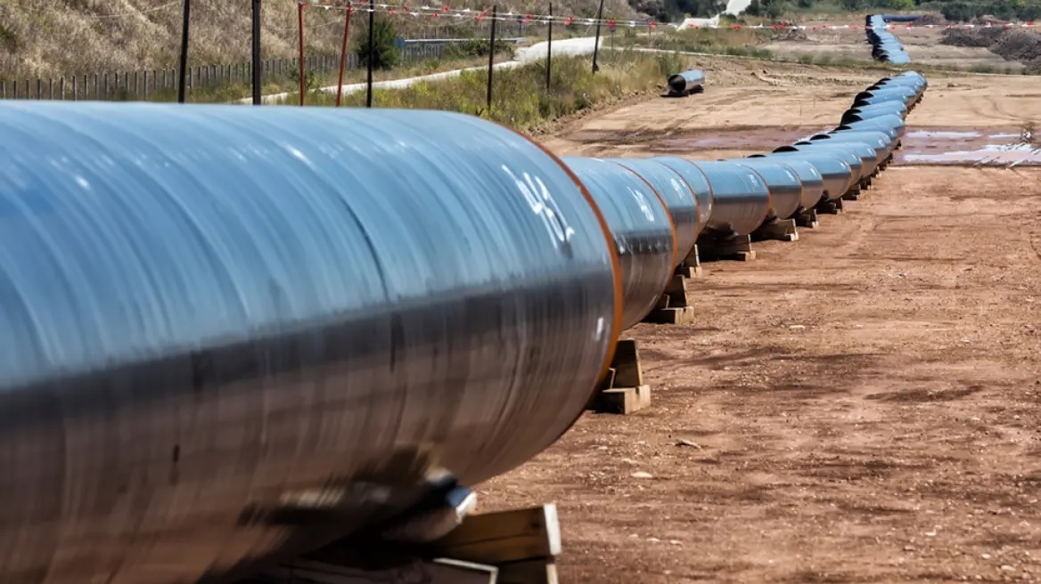 Σαλαμίνα: Ανοίγει ο ο δρόμος για τη μεταφορά φυσικού αερίου