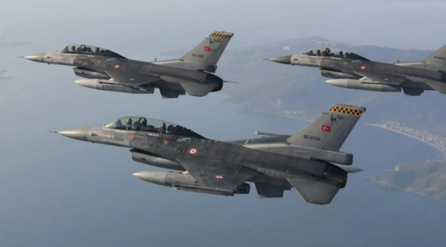 Πτήση κατασκοπείας από τουρκικό φωτογραφικό αεροσκάφος και δύο F-16