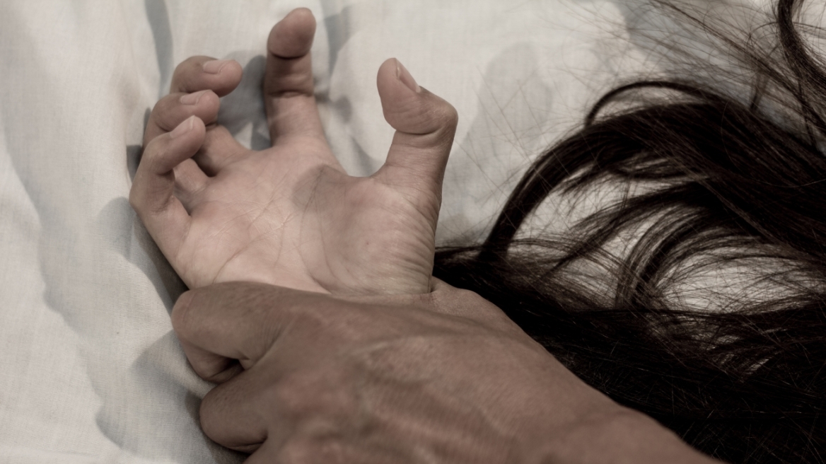 Αιτωλοακαρνανία: 34χρονη κατήγγειλε 55χρονο για βιασμό στο χωριό Θέρμο