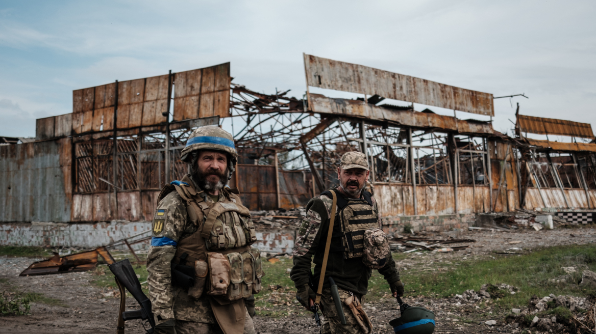 Οι ουκρανικές δυνάμεις έχουν περικυκλώσει ρωσικά στρατεύματα στην πόλη – κλειδί Λιμάν