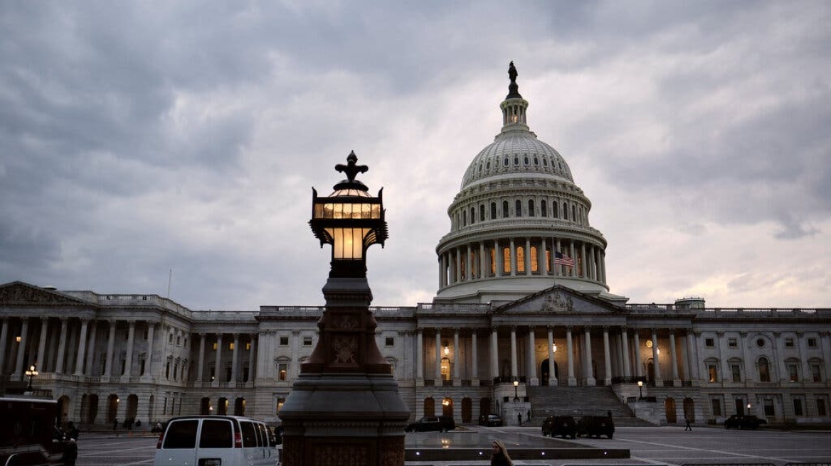ΗΠΑ: Η Βουλή των Αντιπροσώπων ενέκρινε το νομοσχέδιο για τη χρηματοδότηση της ομοσπονδιακής κυβέρνησης