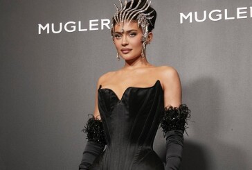 Η Kylie Jenner με δύο εκπληκτικά looks του Thierry Mugler μεταμορφώθηκε σε άλλη «Maleficent»