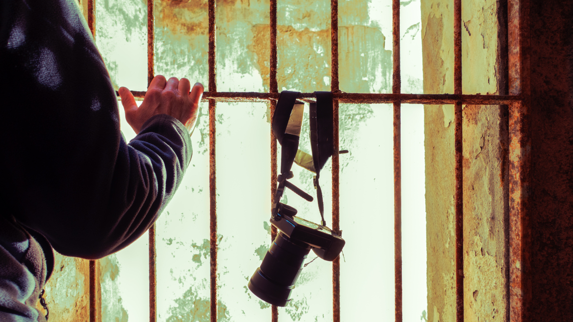 RSF: 533 δημοσιογράφοι φυλακισμένοι σε παγκόσμια κλίμακα – Θλιβερό ρεκόρ για 2η χρονιά