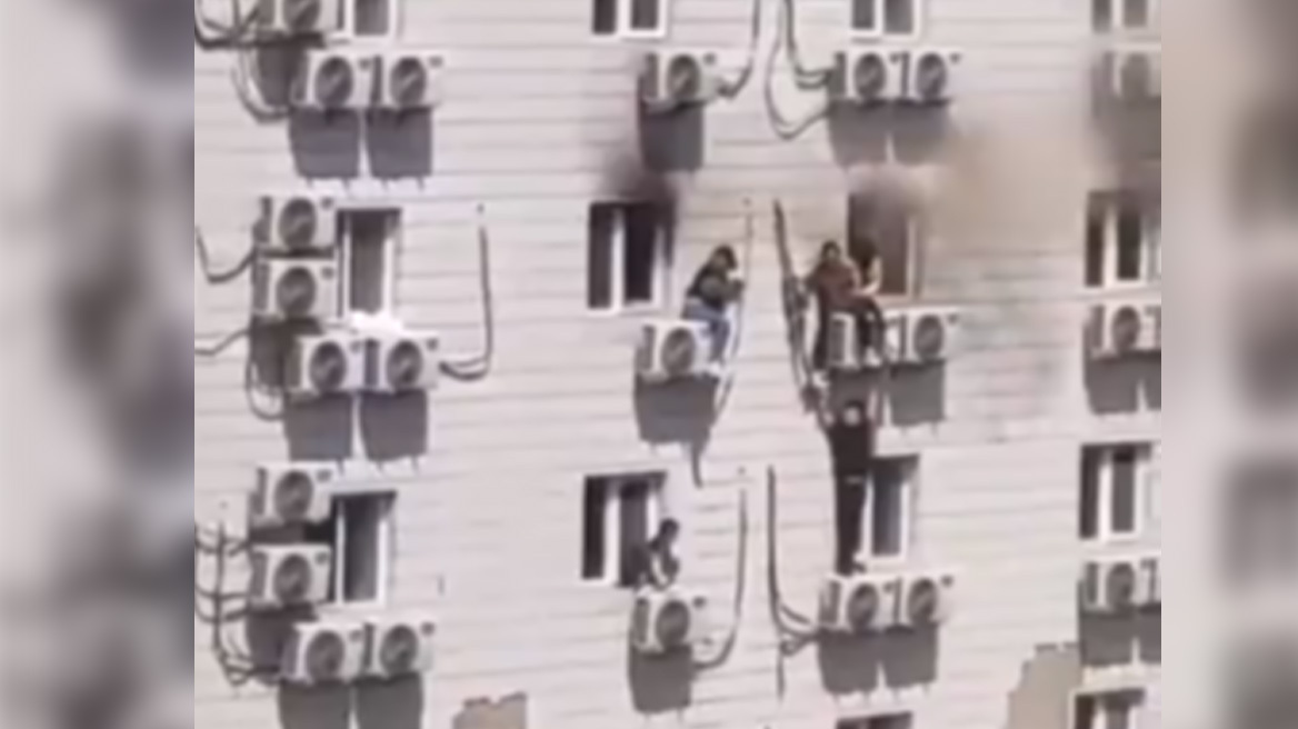 Πεκίνο: 21 νεκροί από φωτιά σε νοσοκομείο – «Ασθενείς πηδούσαν από τα παράθυρα»