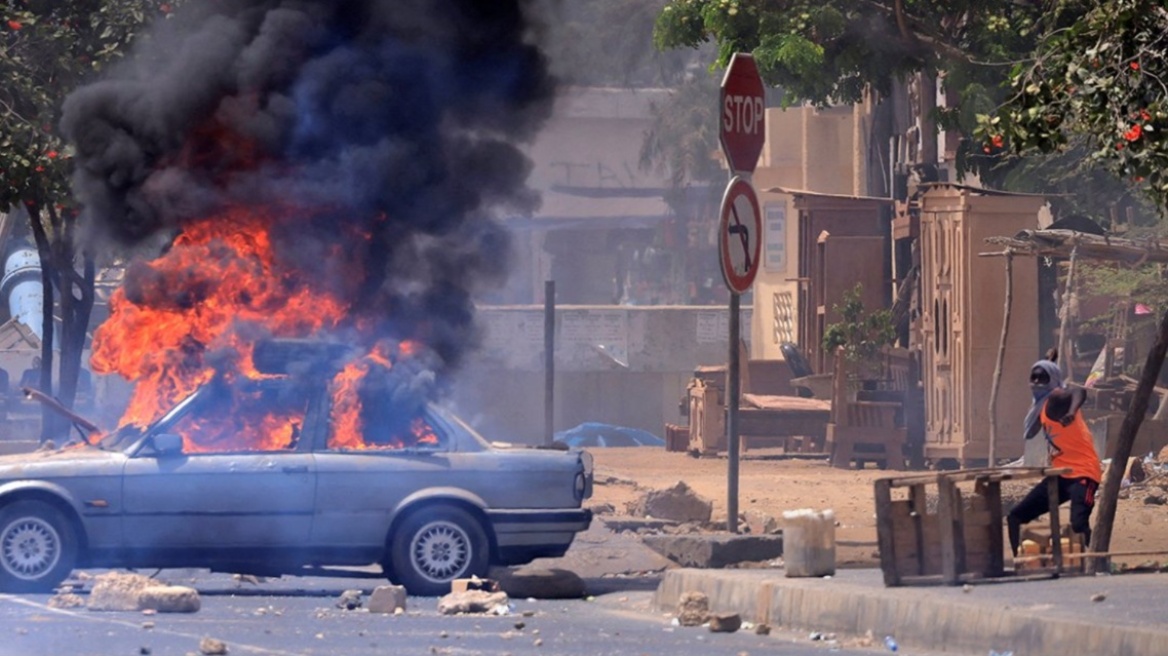 Σενεγάλη: Τουλάχιστον 9 νεκροί σε ταραχές μετά την καταδίκη ηγέτη της αντιπολίτευσης