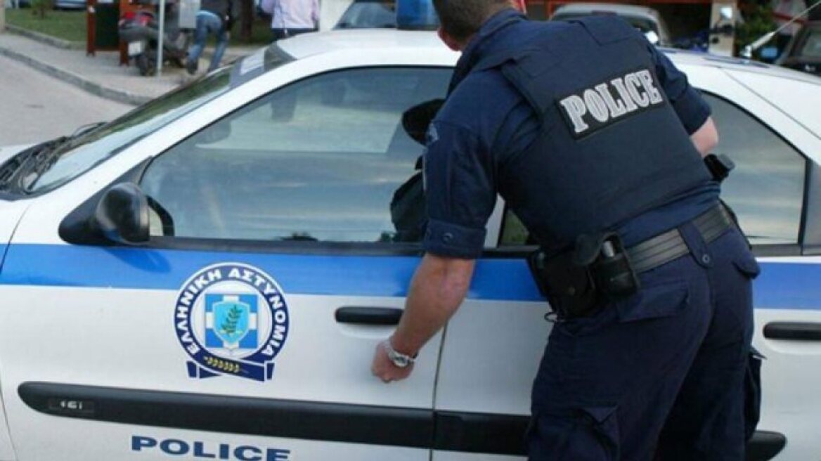 arouraios-image-police-thumb-large-1