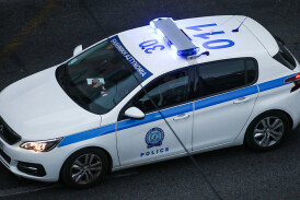 Οργισμένες αντιδράσεις για «το περιπολικό δεν είναι ταξί» του αστυνομικού στην 28χρονη Κυριακή Γρίβα λίγο πριν τη δολοφονία της