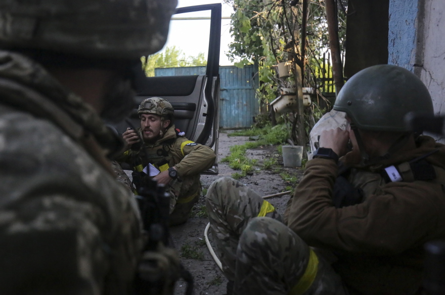 Πόλεμος στην Ουκρανία: Προελαύνουν οι Ρώσοι στο Ντονμπάς, βαριές οι απώλειες τους Λουχάνσκ