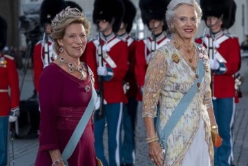 Άννα Μαρία: Mε δημιουργίες Celia Kritharioti στο Χρυσό Ιωβηλαίο της βασίλισσας Μαργαρίτας της Δανίας