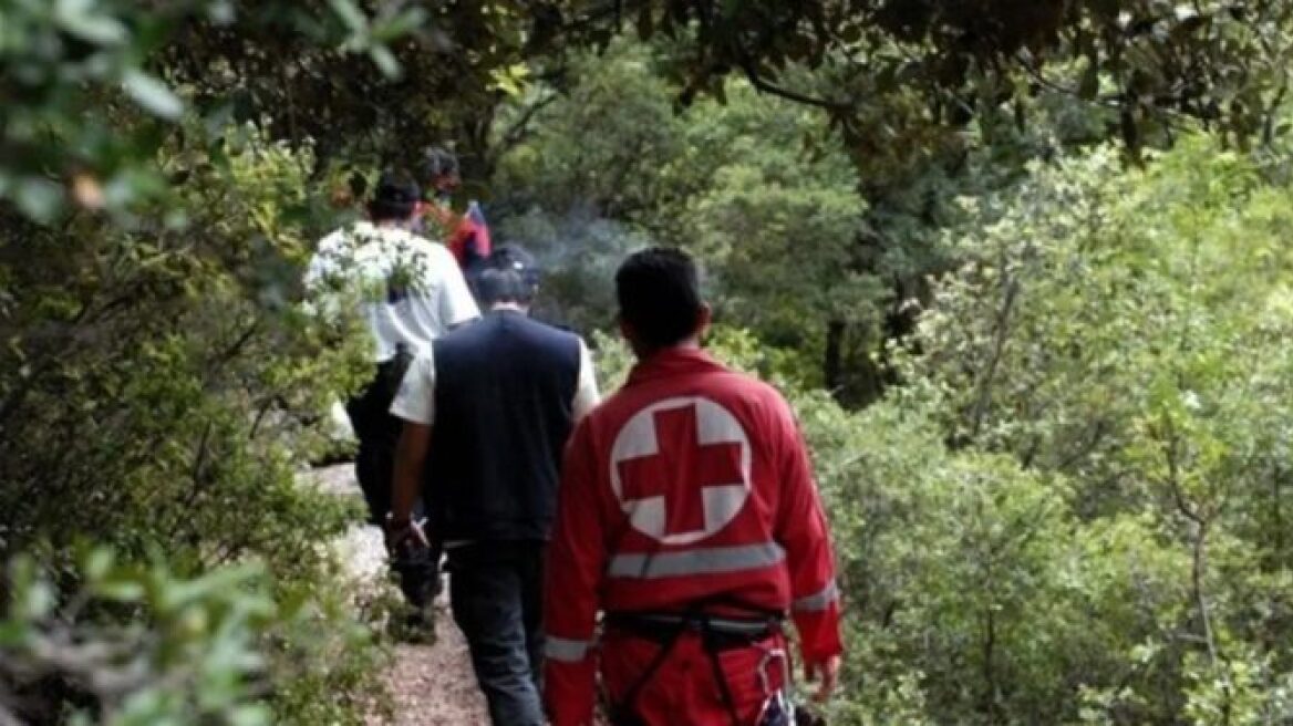 Κρήτη: 63χρονη τουρίστρια τραυματίστηκε σε φαράγγι στο Ηράκλειο – Την απεγκλώβισε η ΕΜΑΚ